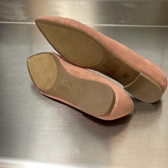 New WB woman’s Journey Collection Mindee Flats - Picture 5 of 5